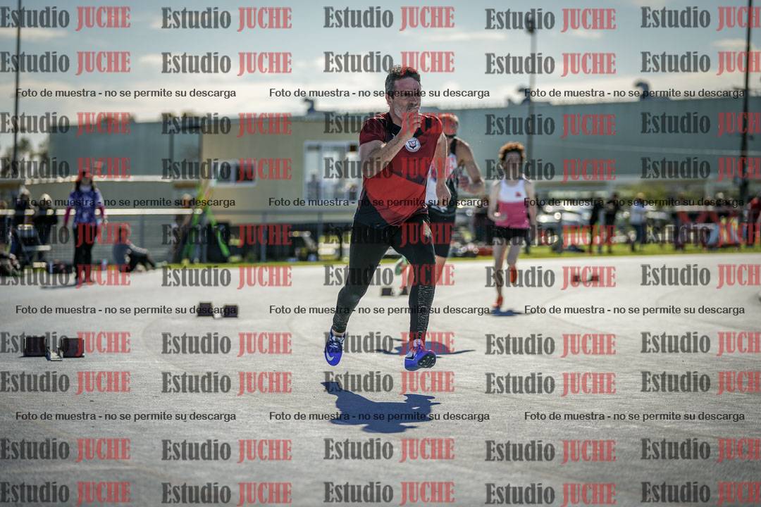 Fotos de los 400 m llanos de varones
