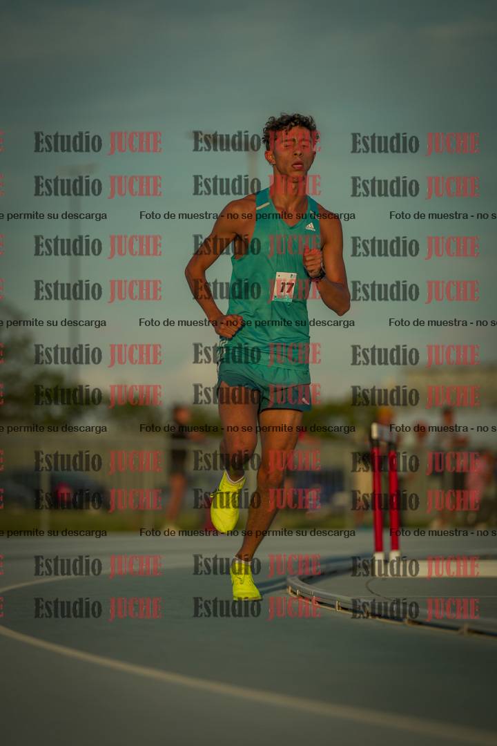 Fotos de los 3000 m llanos de varones