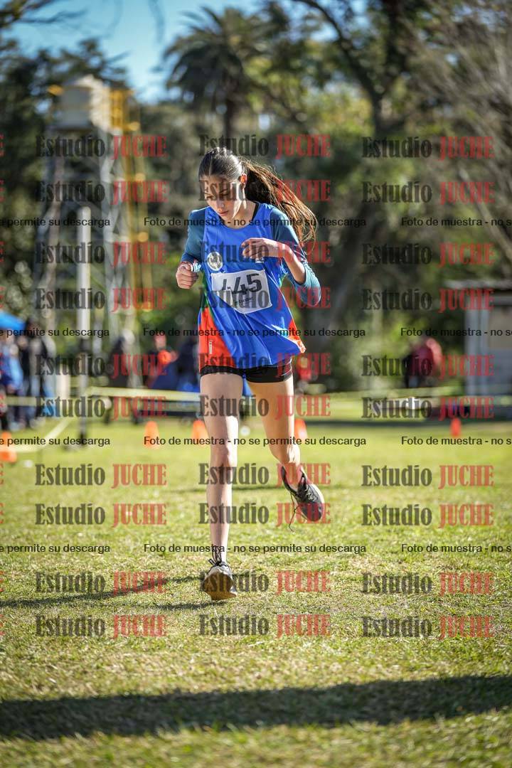 Fotos de la llegada del cross de 2000 m