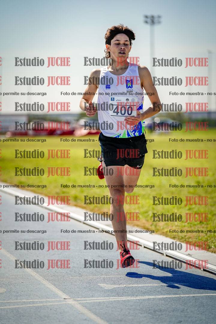 Fotos de los 2000 m con obstáculos de varones