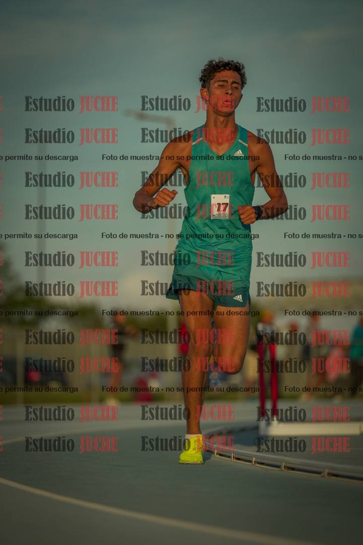 Fotos de los 3000 m llanos de varones