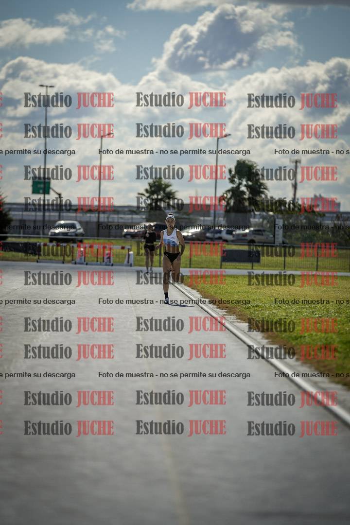 Fotos de los 800 m llanos de mujeres - heptatlón 7