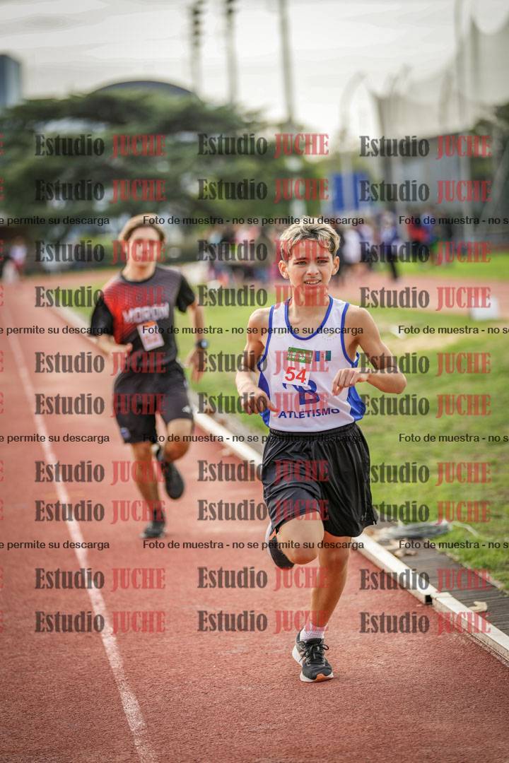 Fotos de los 600 m llanos de varones