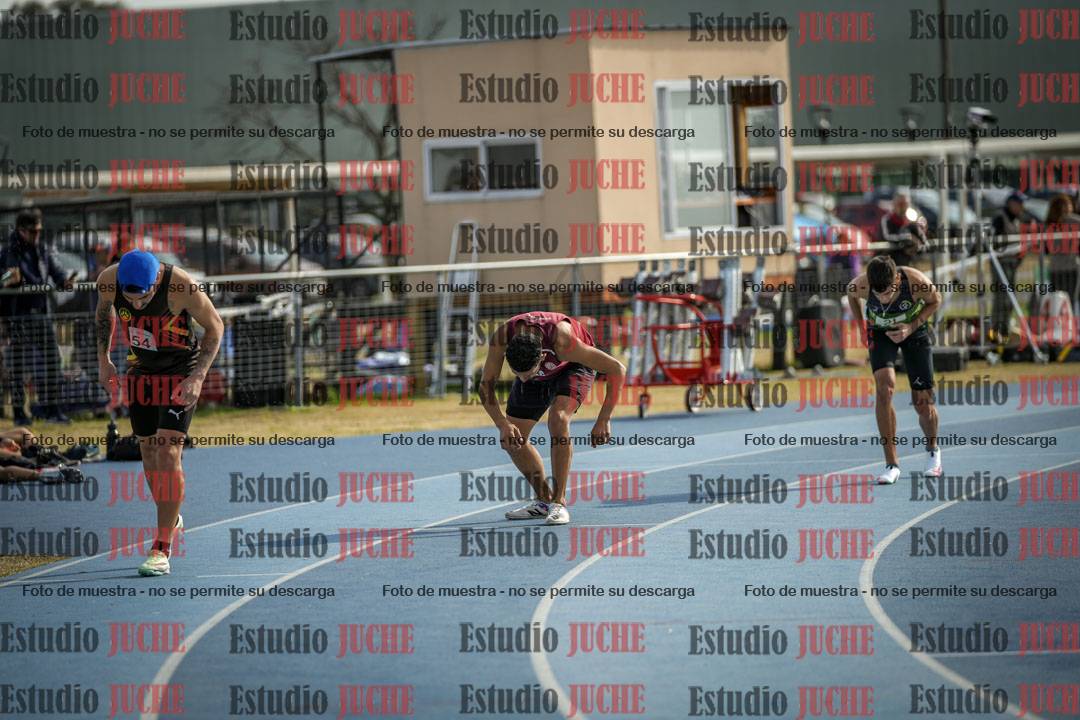 Fotos de los 800 m llanos de varones