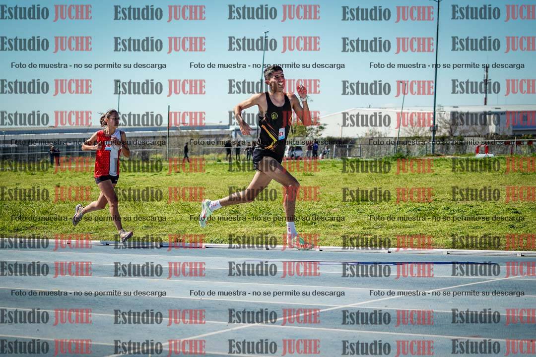 Fotos de los 5000 m llanos de mujeres y varones