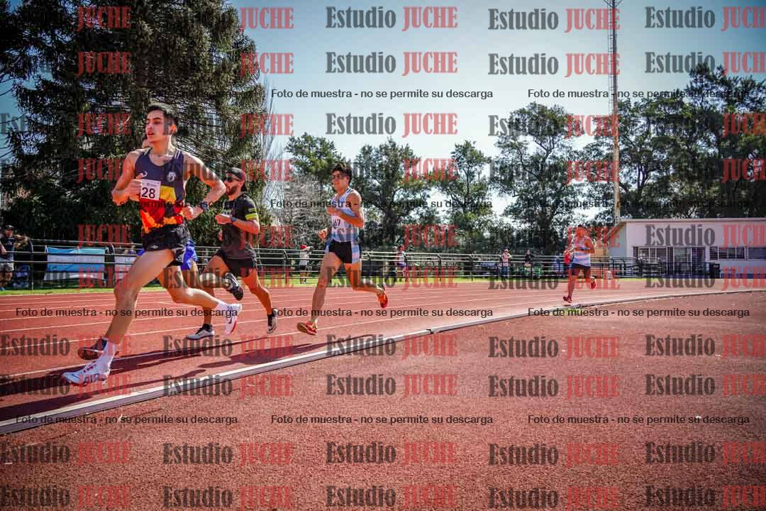 Fotos de los 1500 m llanos de varones