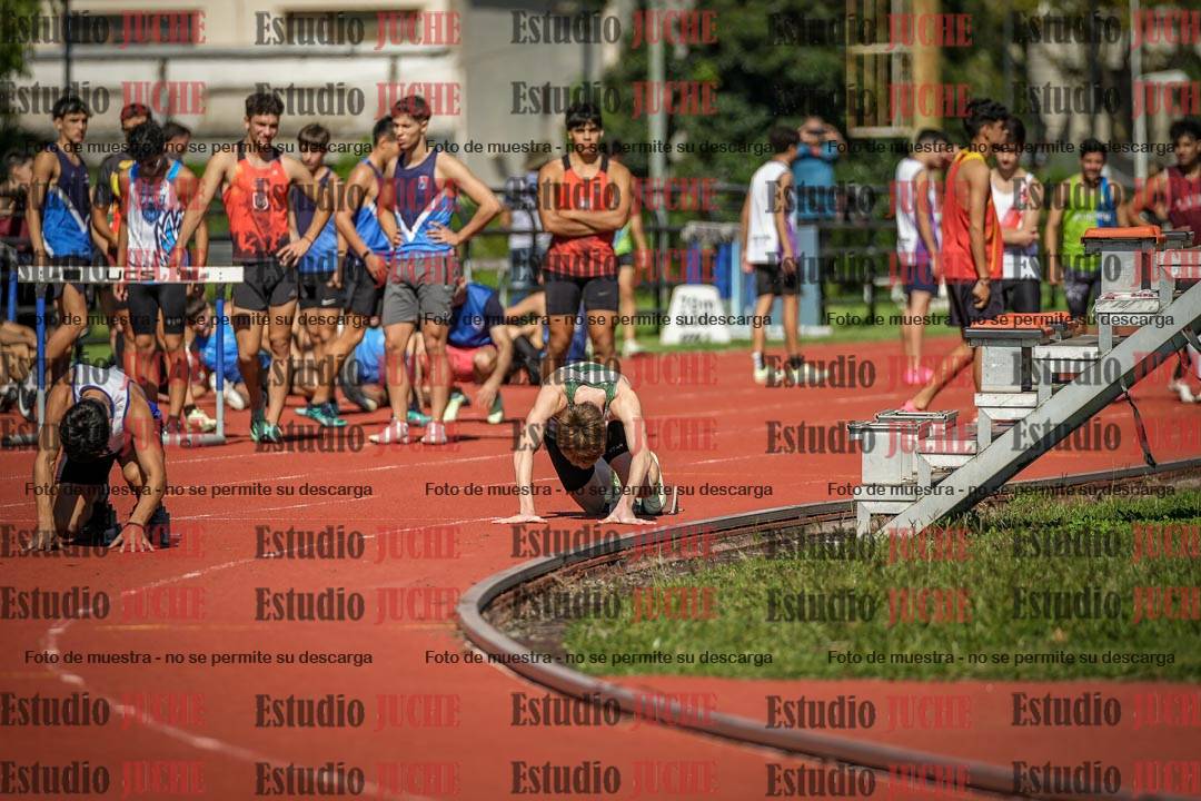 Fotos de los 200 m llanos de varones