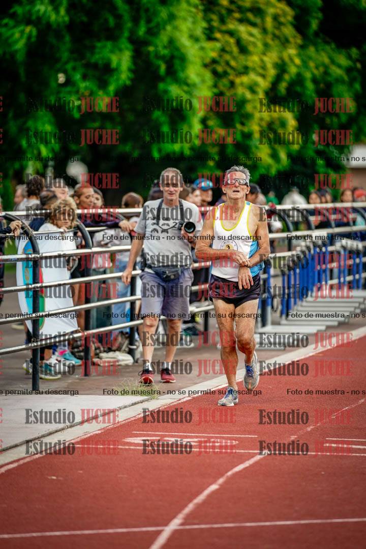 Fotos de los 400 m llanos de varones