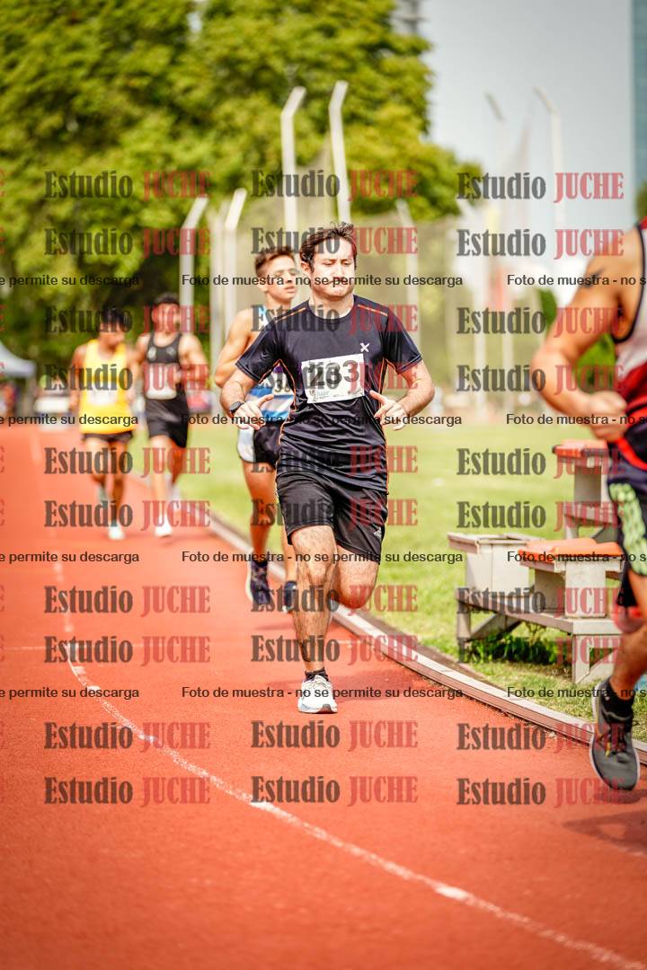 Fotos de los 3000 m llanos de varones