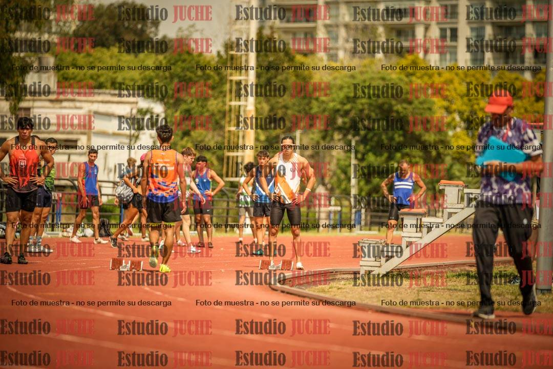 Fotos de los 200 m llanos de varones