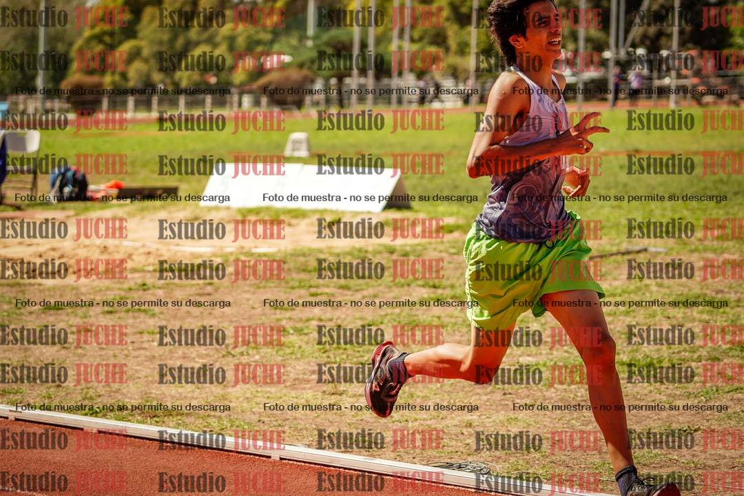 Fotos de los 600 m llanos de varones