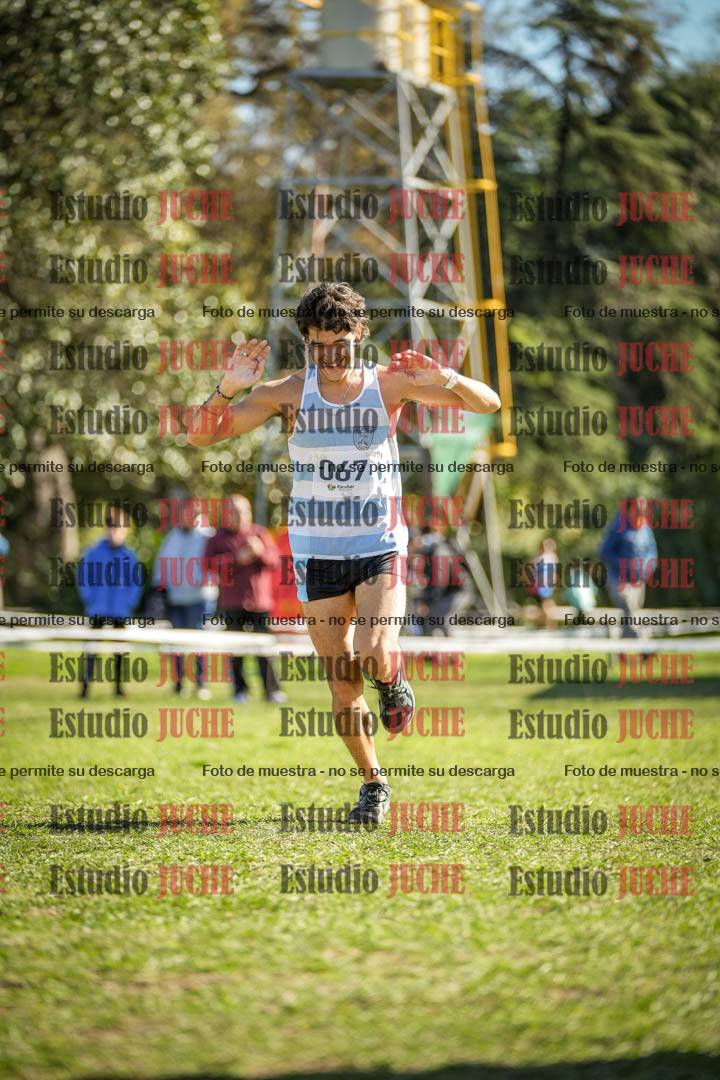 Fotos de la llegada del cross de 6000 m