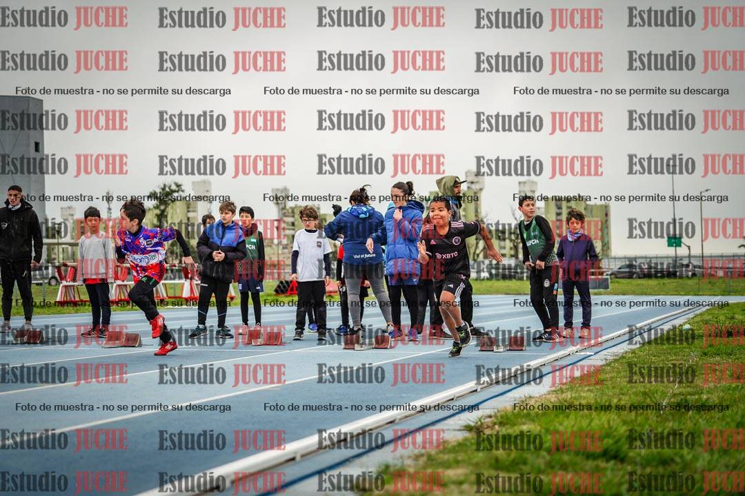 Fotos de los 50 m llanos de varones - U12