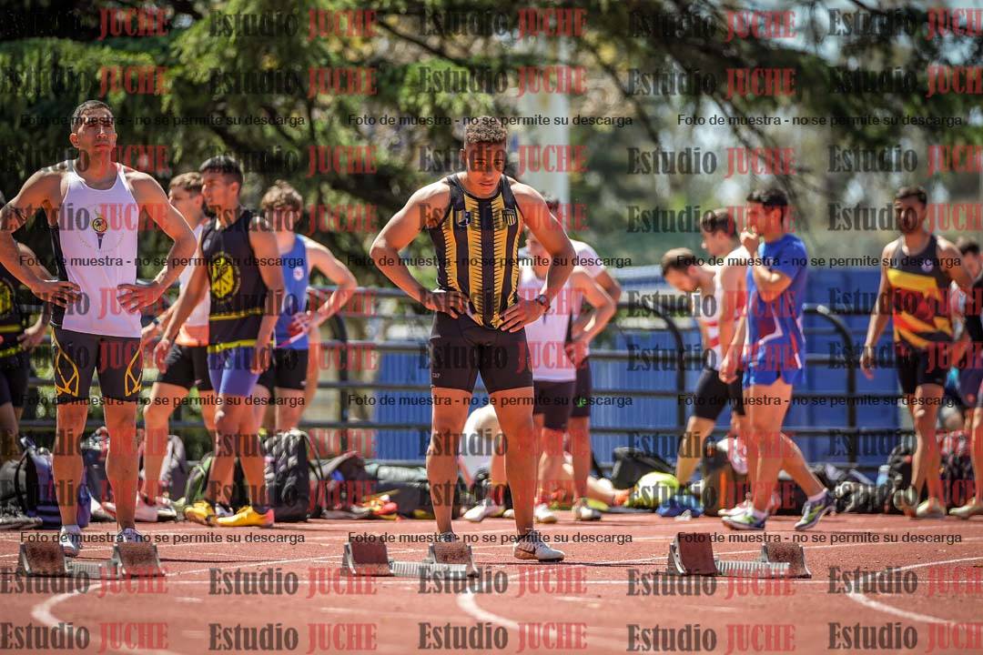 Fotos de los 100 m llanos de varones