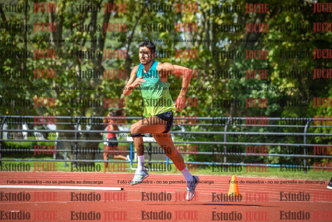 Fotos del salto en alto de varones