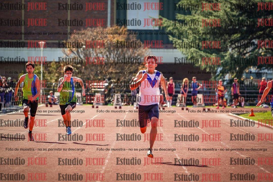 Fotos de los 100 m llanos de varones