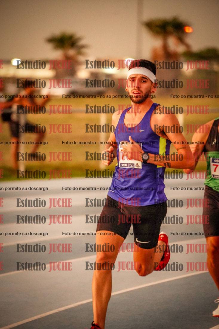 Fotos de los 3000 m llanos de varones