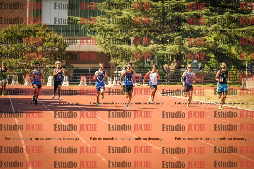Fotos de los 200 m llanos de varones