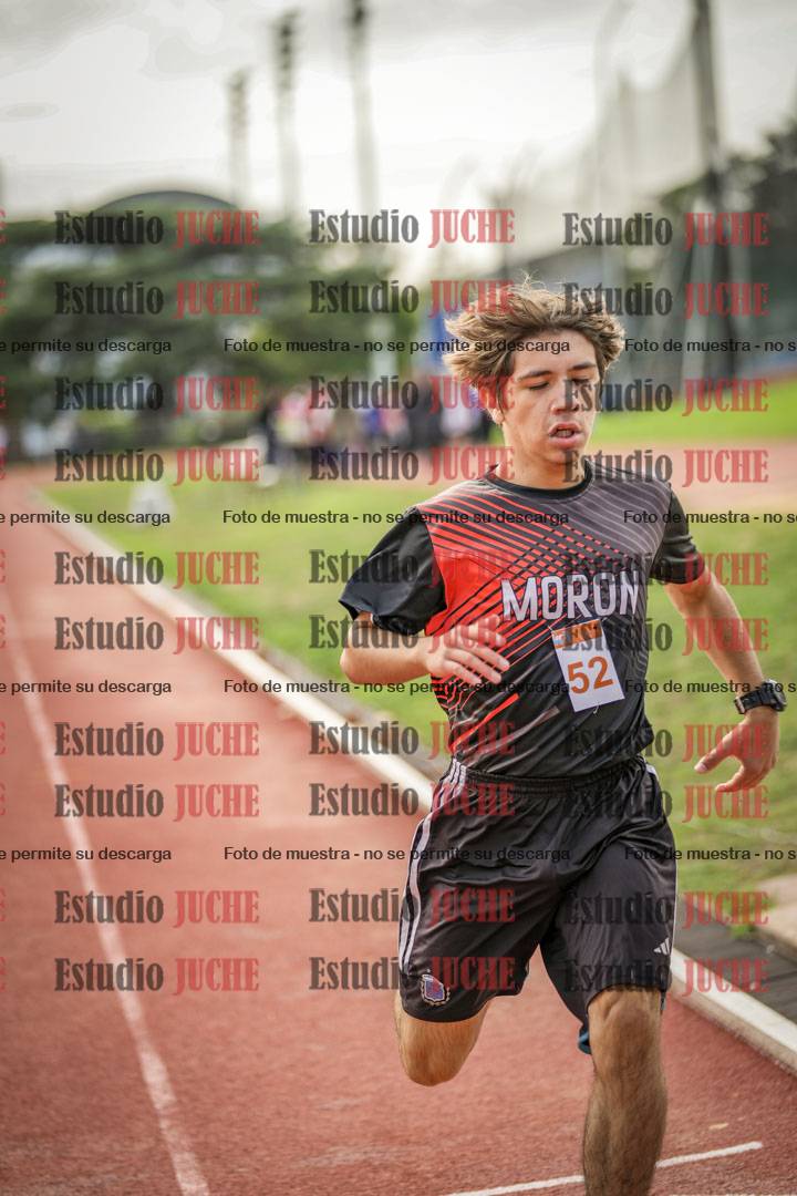 Fotos de los 600 m llanos de varones