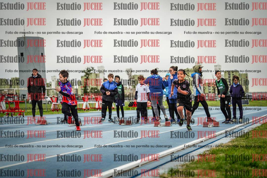 Fotos de los 50 m llanos de varones - U12