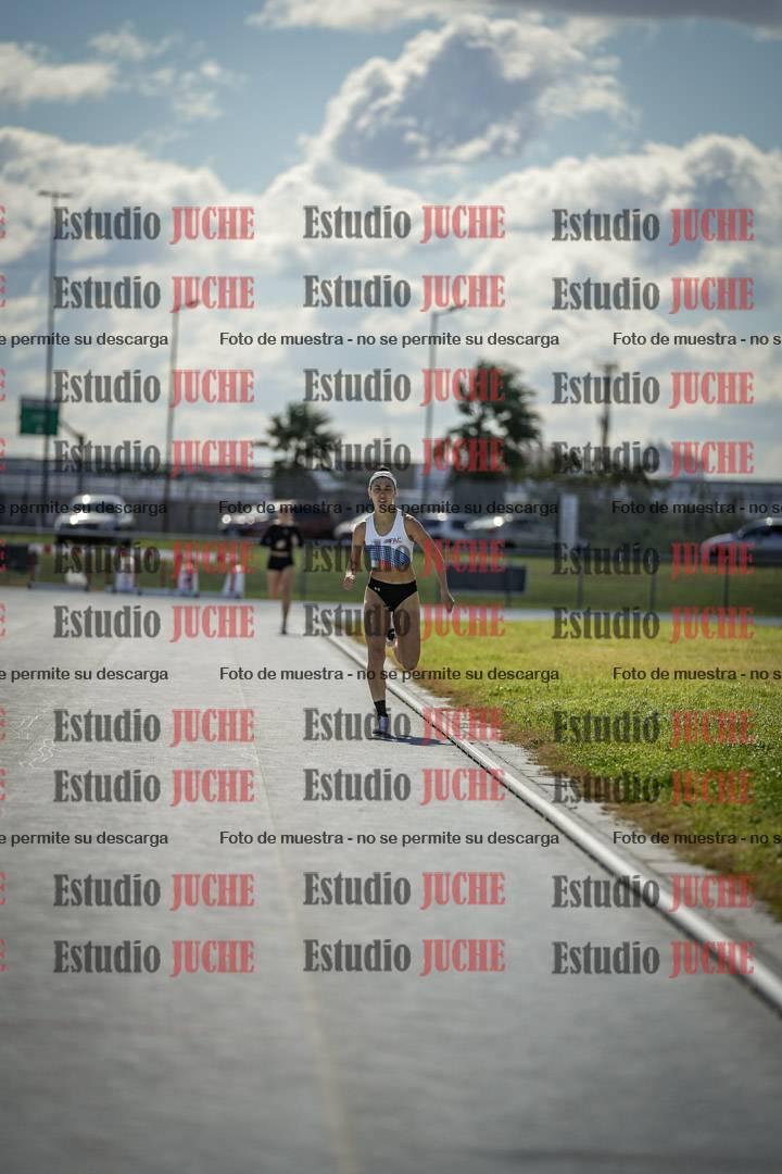 Fotos de los 800 m llanos de mujeres - heptatlón 7