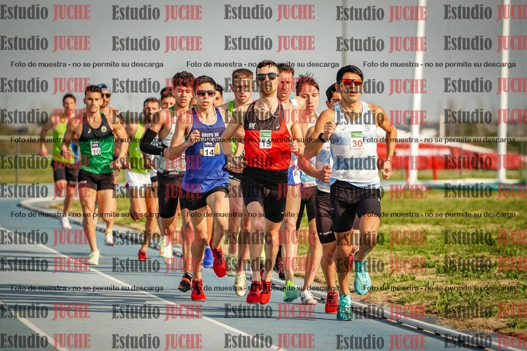 Fotos de los 3000 m llanos de varones
