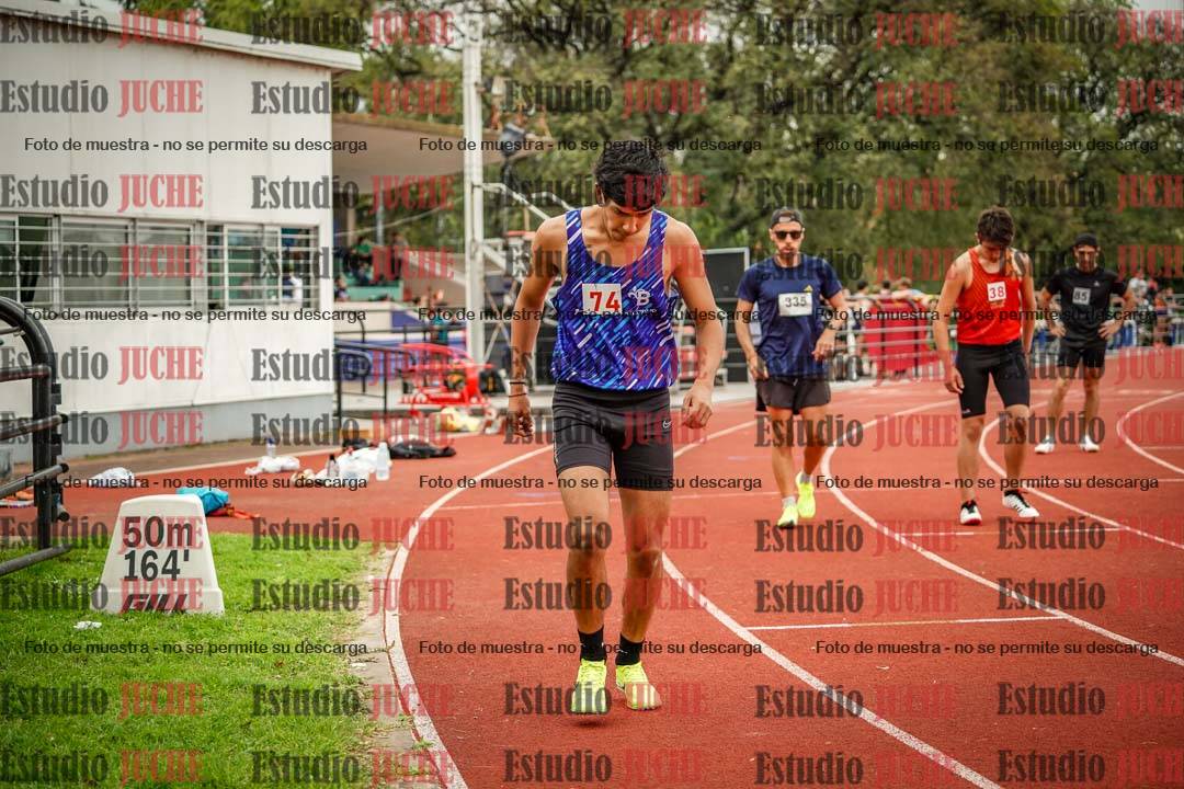 Fotos de los 800 m llanos de varones
