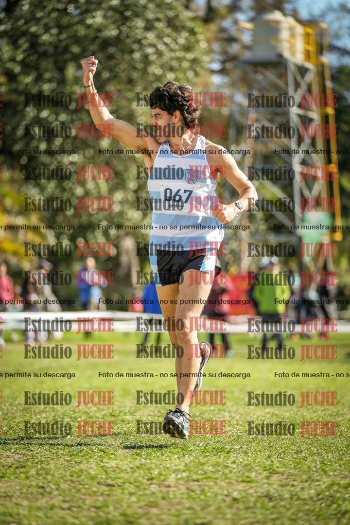 Fotos de la llegada del cross de 6000 m