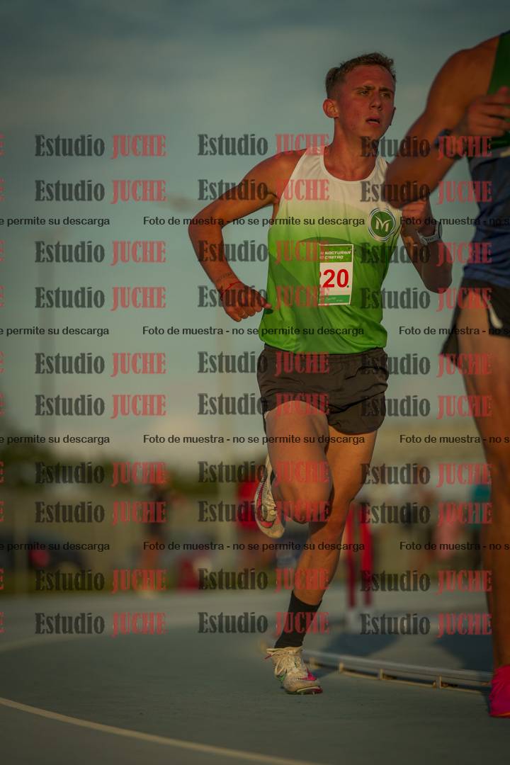 Fotos de los 3000 m llanos de varones