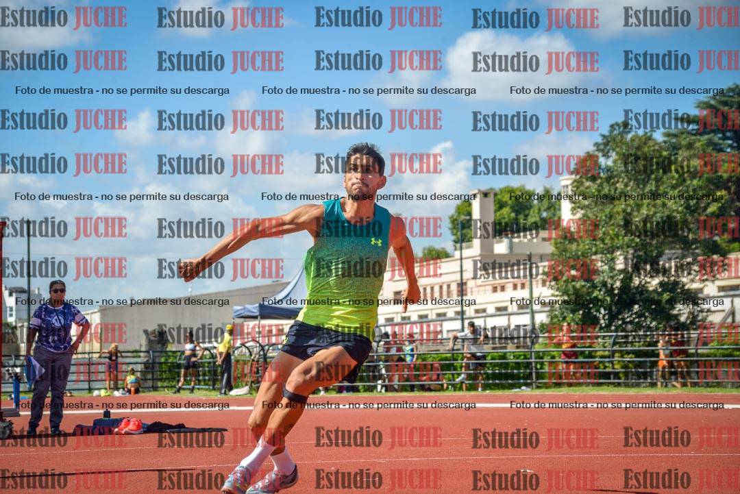 Fotos del salto en alto de varones