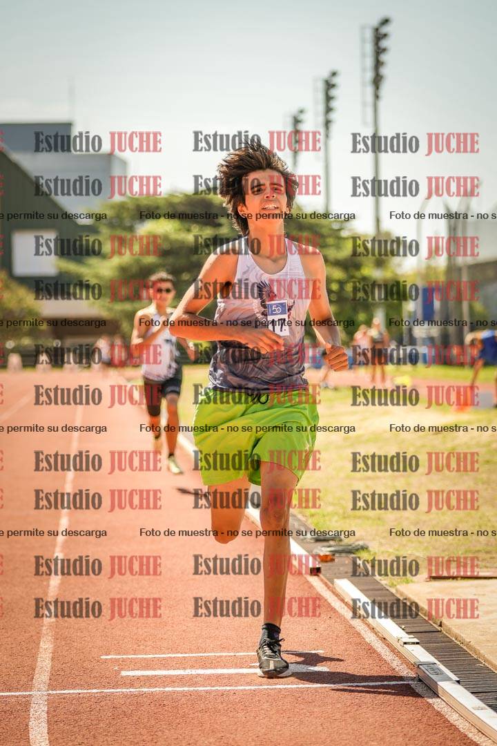 Fotos de los 600 m llanos de varones