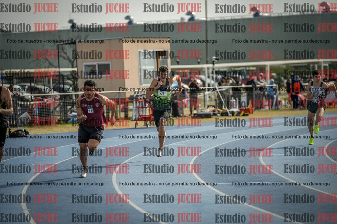 Fotos de los 800 m llanos de varones