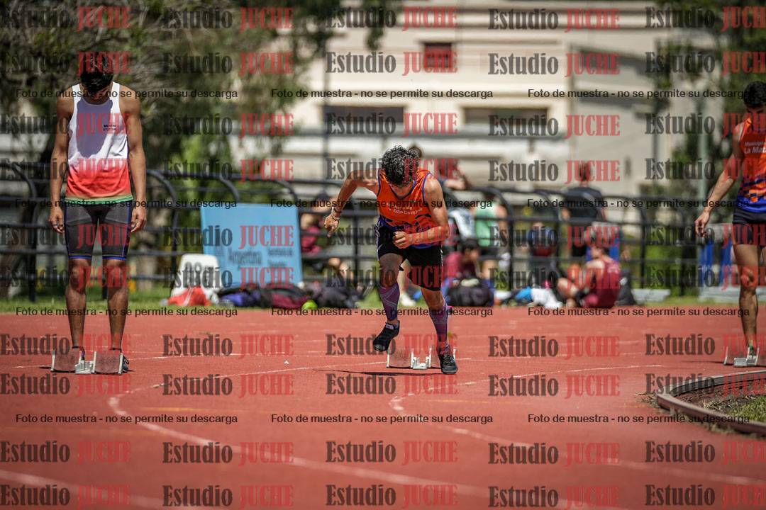 Fotos de los 200 m llanos de varones