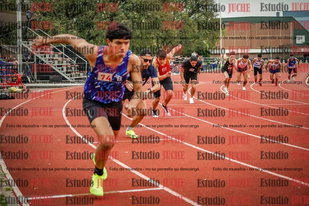 Fotos de los 800 m llanos de varones