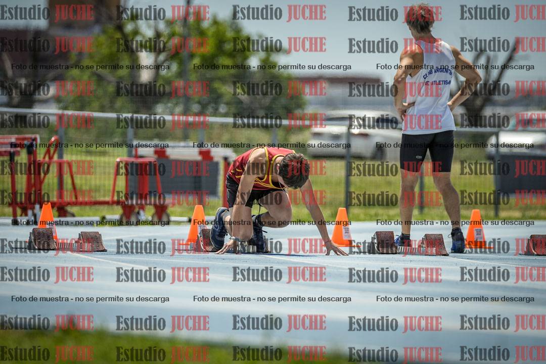 Fotos de los 100 m llanos de varones