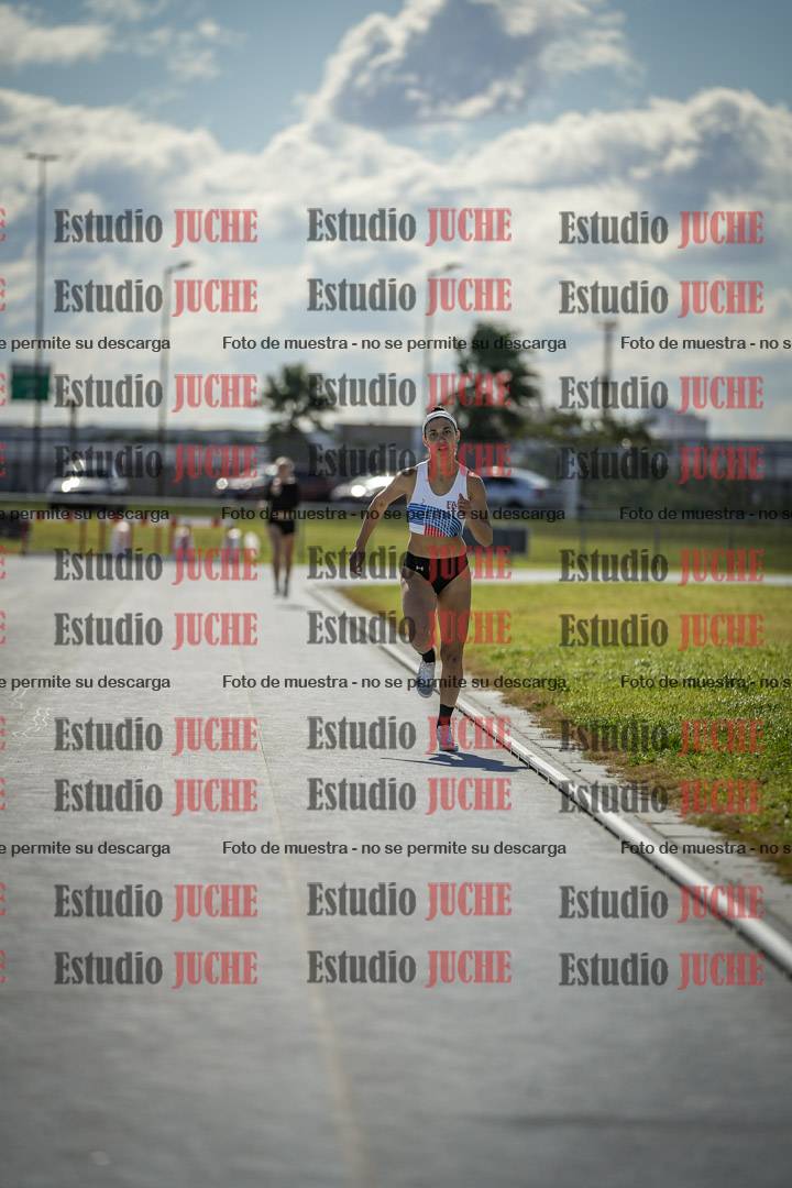 Fotos de los 800 m llanos de mujeres - heptatlón 7