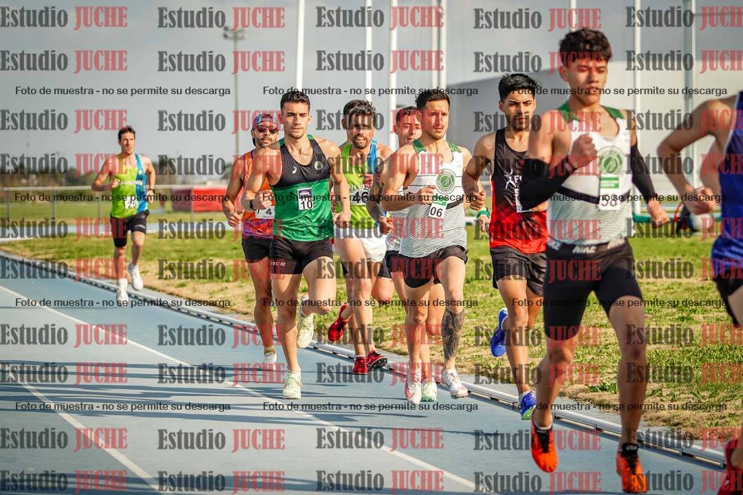 Fotos de los 3000 m llanos de varones