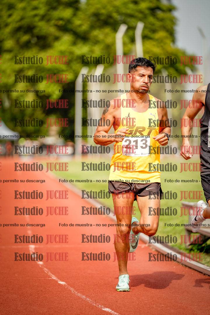 Fotos de los 3000 m llanos de varones