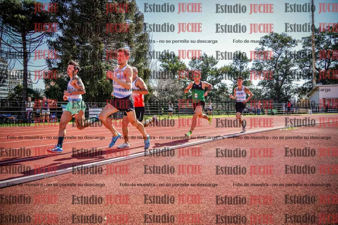 Fotos de los 1500 m llanos de varones
