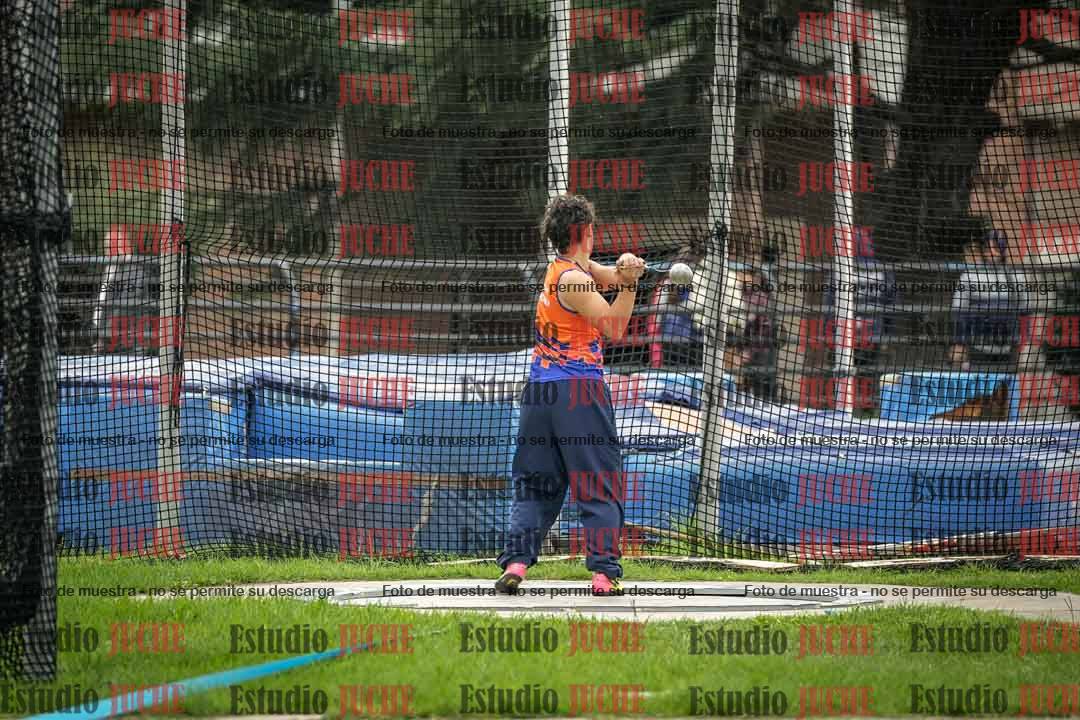 Fotos del lanzamiento de martillo de varones