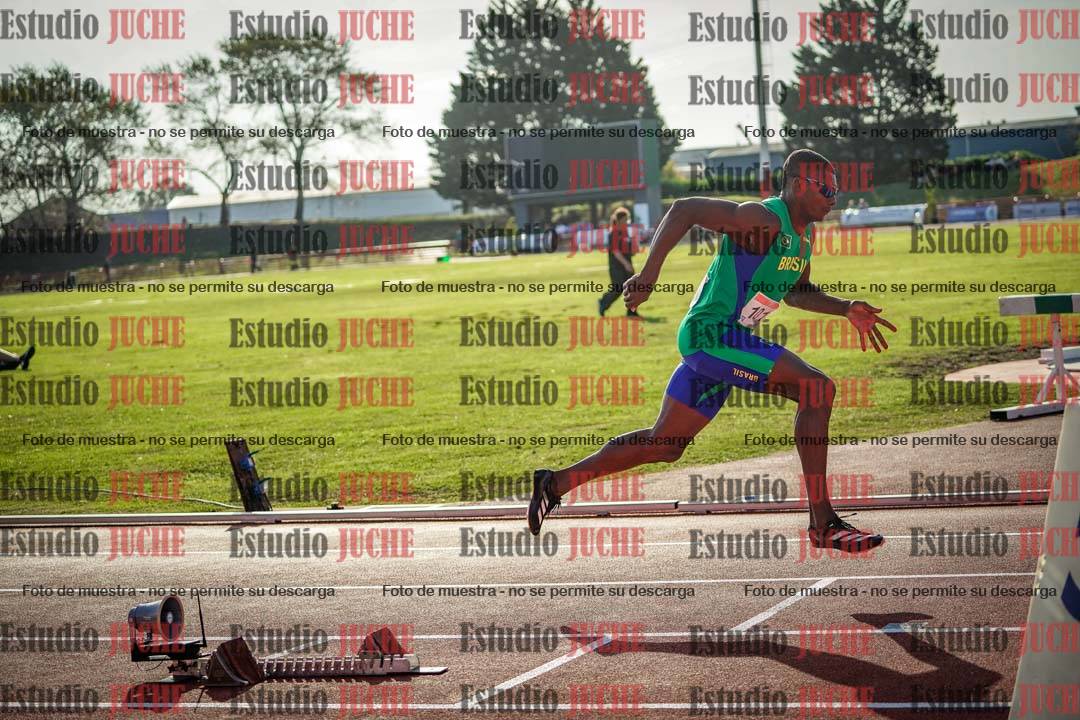 Fotos de los 400 m con vallas de varones