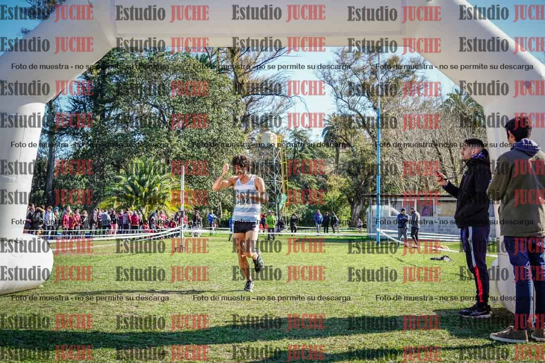 Fotos de la llegada del cross de 6000 m