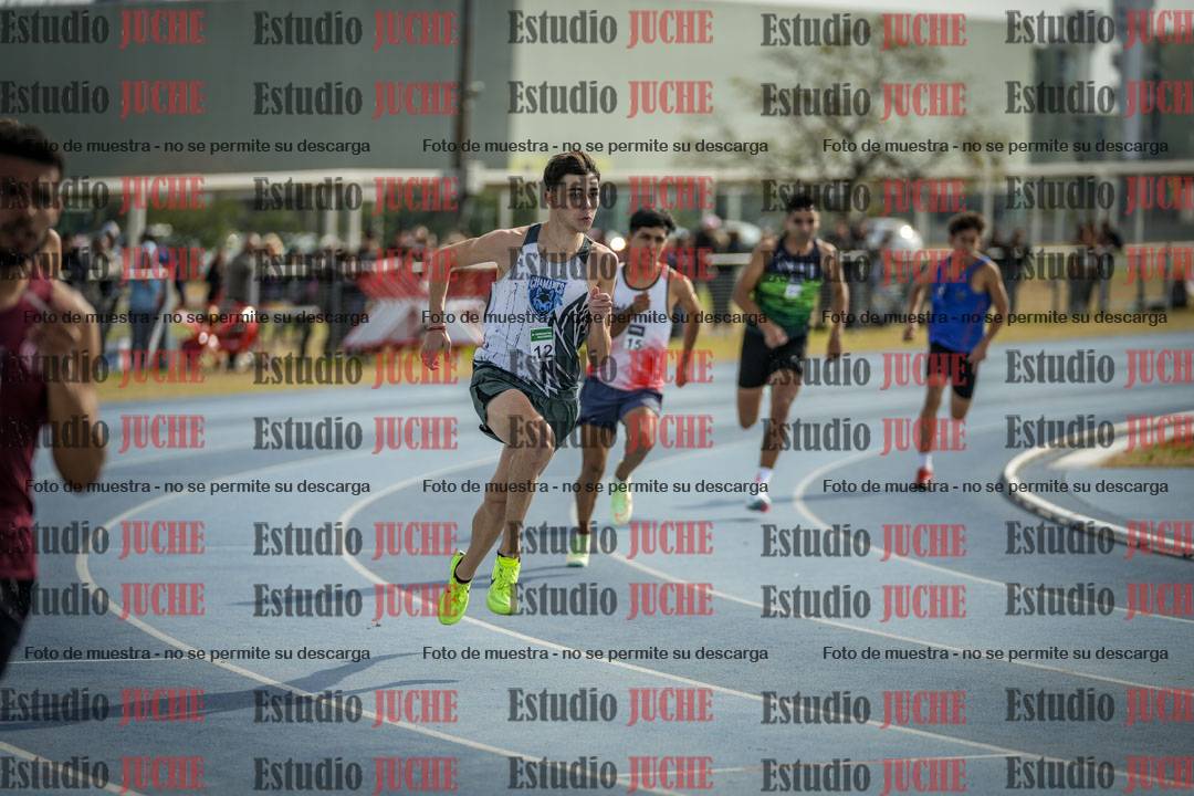 Fotos de los 800 m llanos de varones