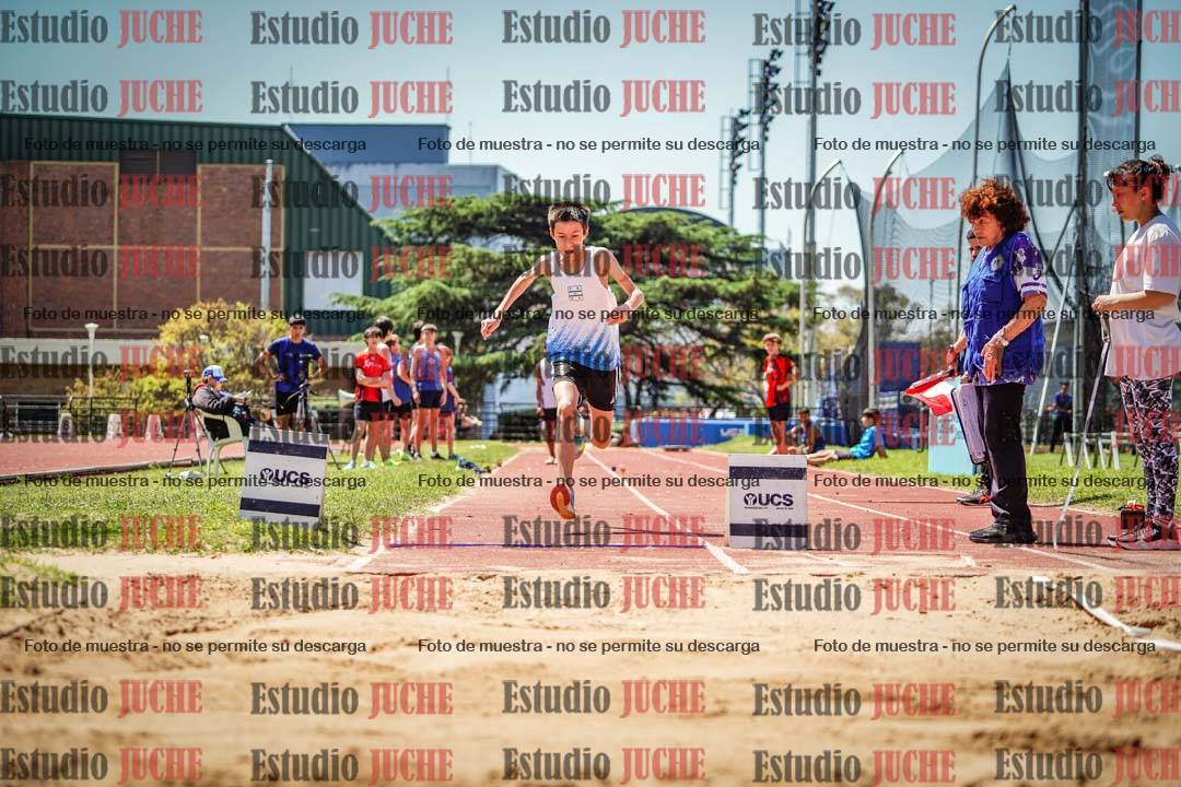 Fotos del salto en largo de varones - (incluye octatlón)