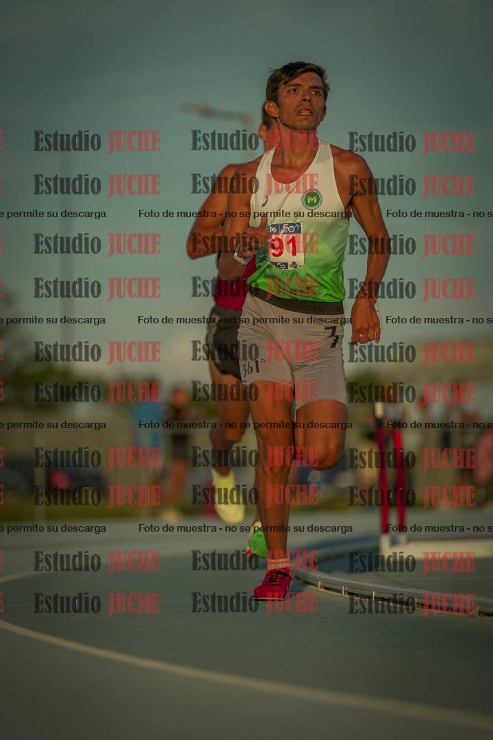 Fotos de los 3000 m llanos de varones