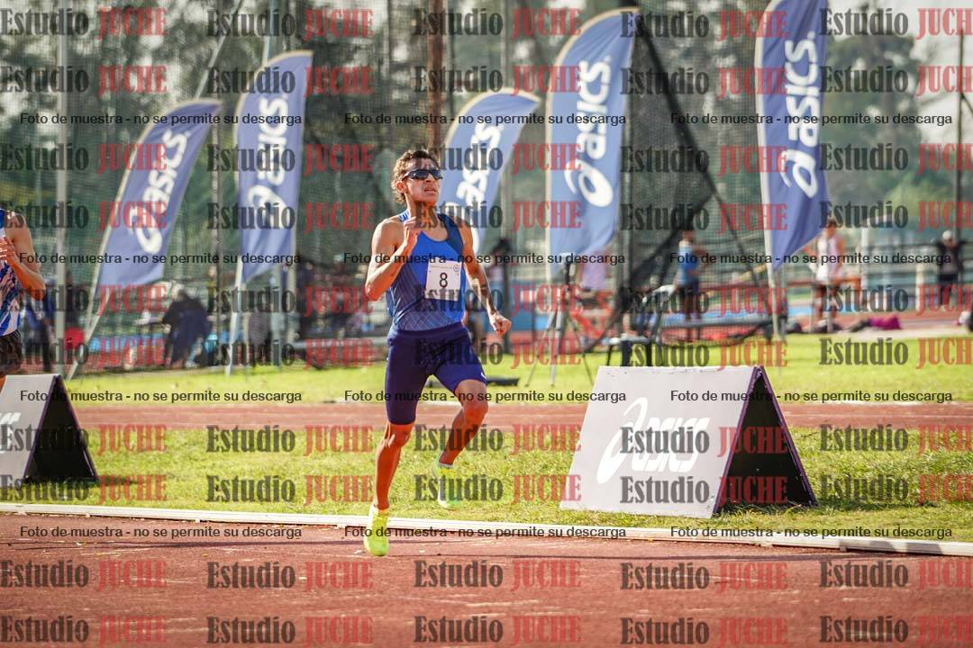 Fotos de los 800 m llanos de varones
