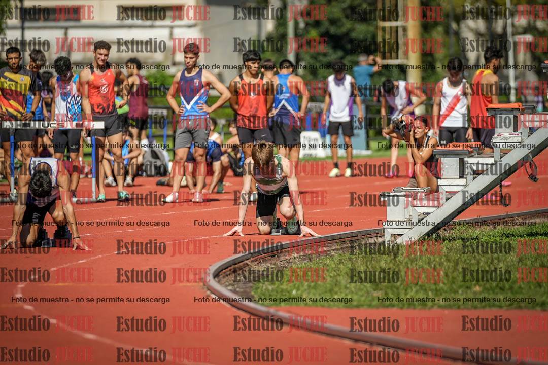 Fotos de los 200 m llanos de varones