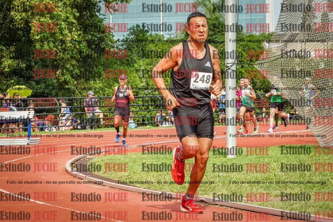 Fotos de los 3000 m llanos de varones