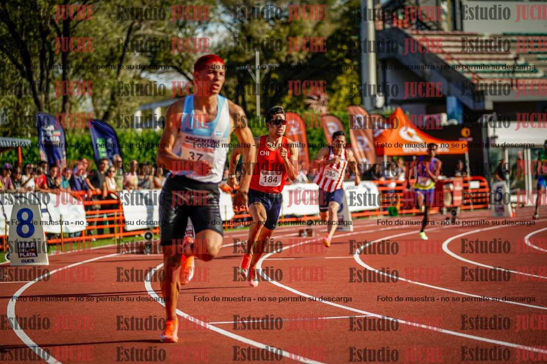 Fotos de los 400 m con vallas de varones