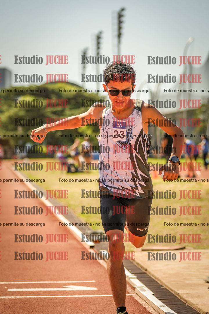 Fotos de los 600 m llanos de varones